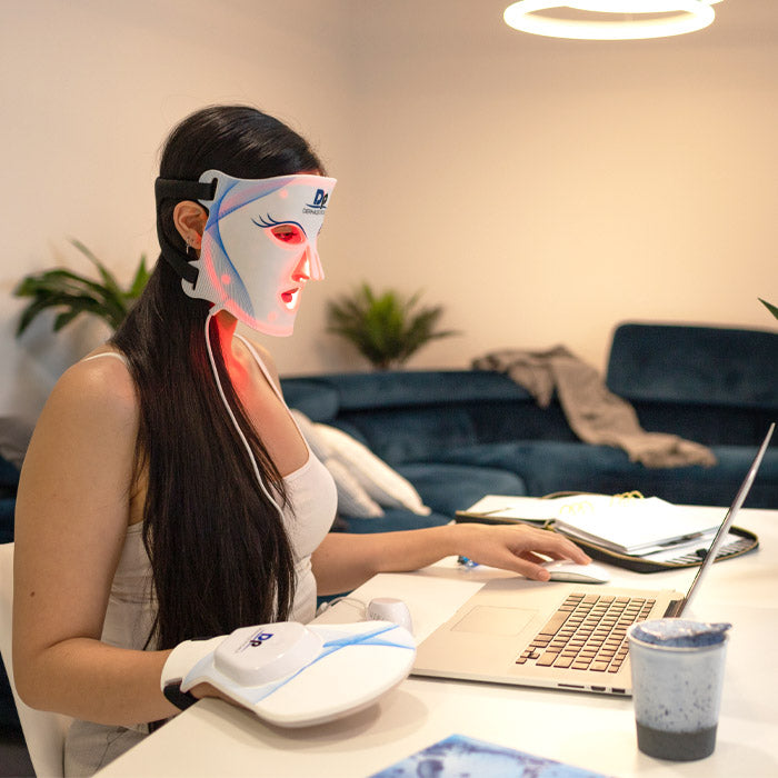 Dp Dermaceuticals LED Hand Mask